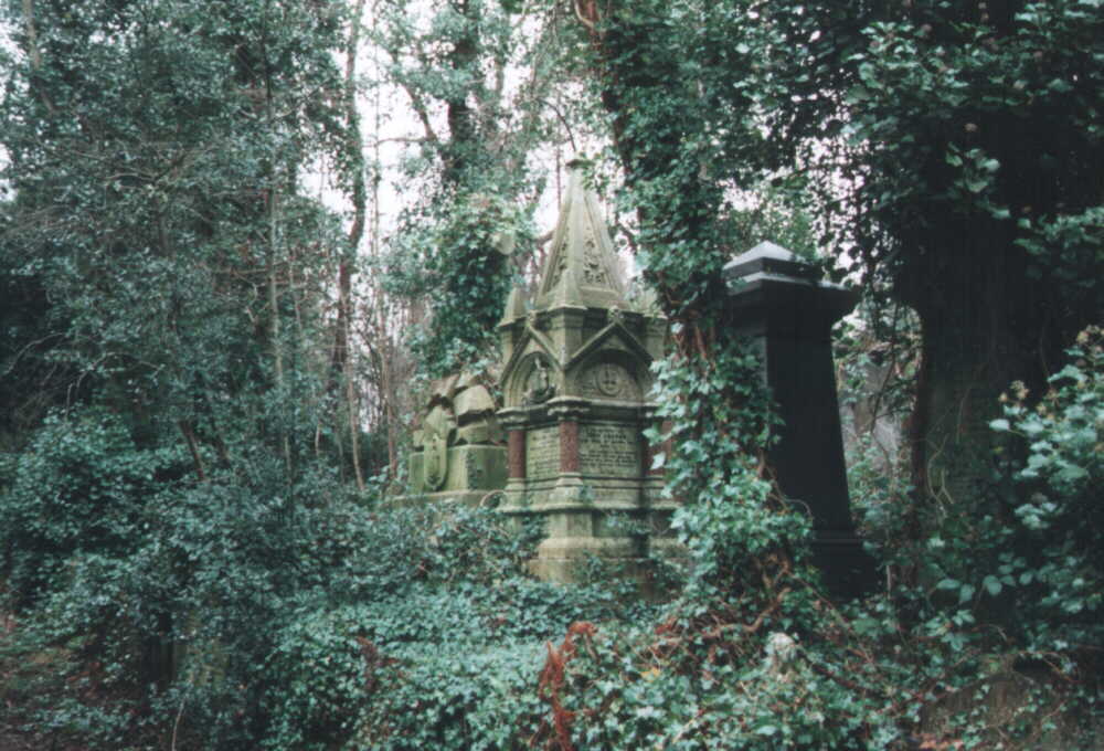 Victorian London: Highgate Cemetery